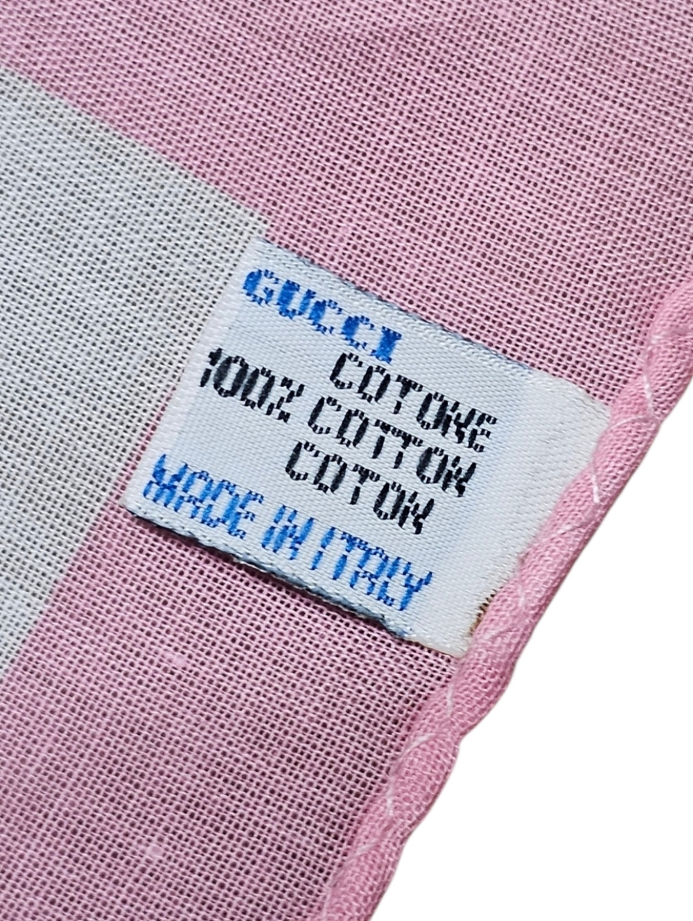 GUCCI SCARF - Picture 10 of 13